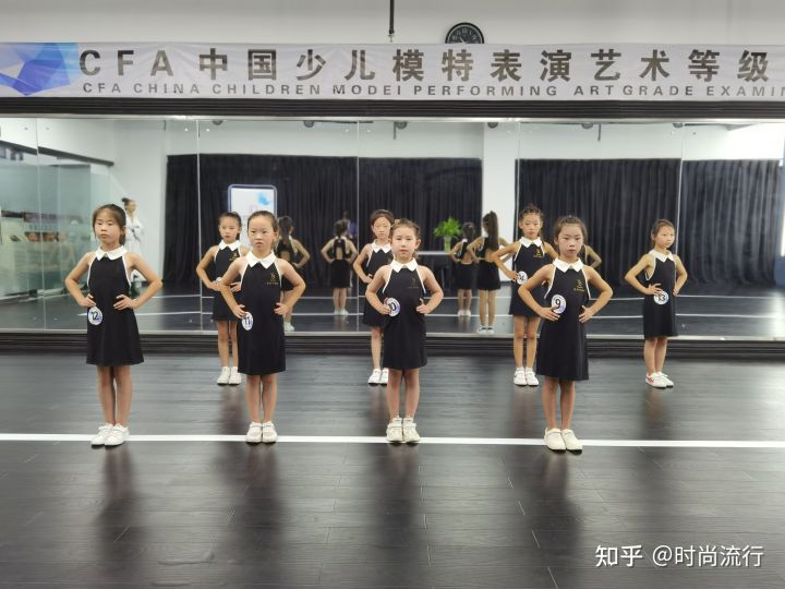 《CFA中国少儿模特表演艺术等级测评》的优势是那些？ 潮星艺贝尔模特